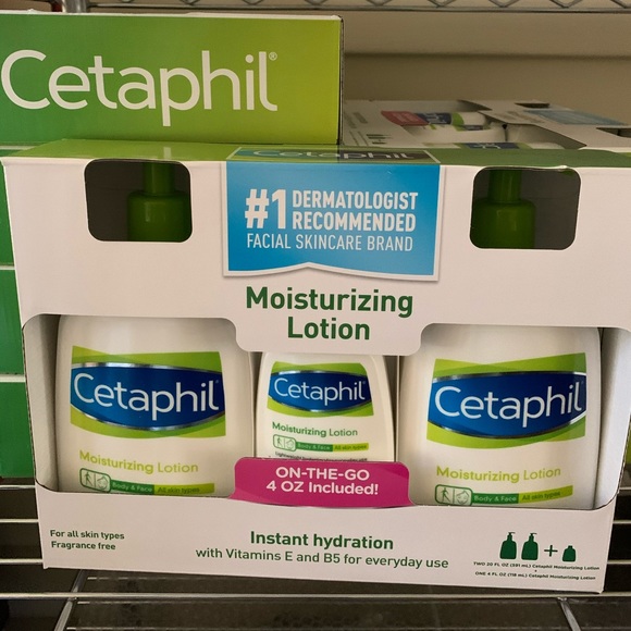 Cetaphil Moisture Lotion 3-Pack - Picture 3 of 3